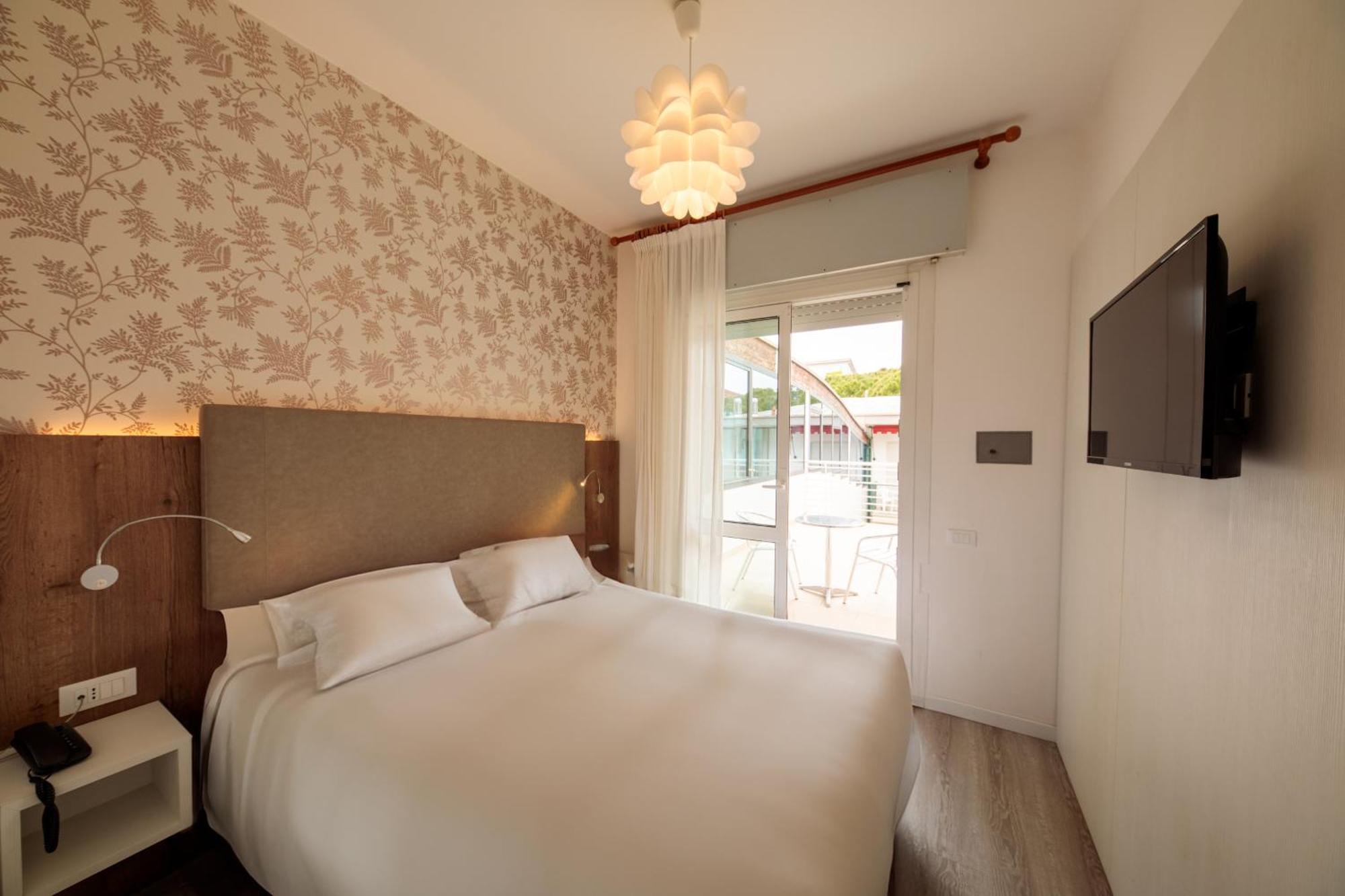 Hotel Derby S Lido di Jesolo Exterior foto