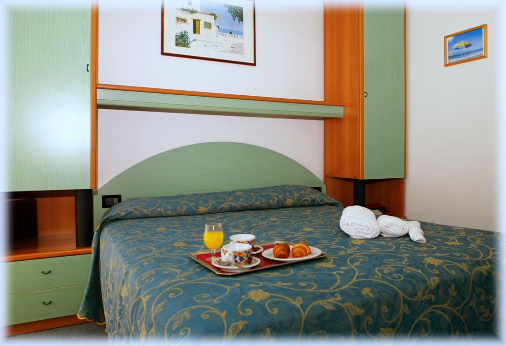 Hotel Derby S Lido di Jesolo Quarto foto